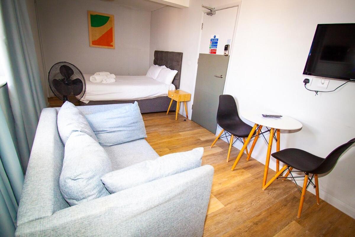 Oyo Studiotel Gy - Modern Hotel Apartments Great Yarmouth Exteriér fotografie