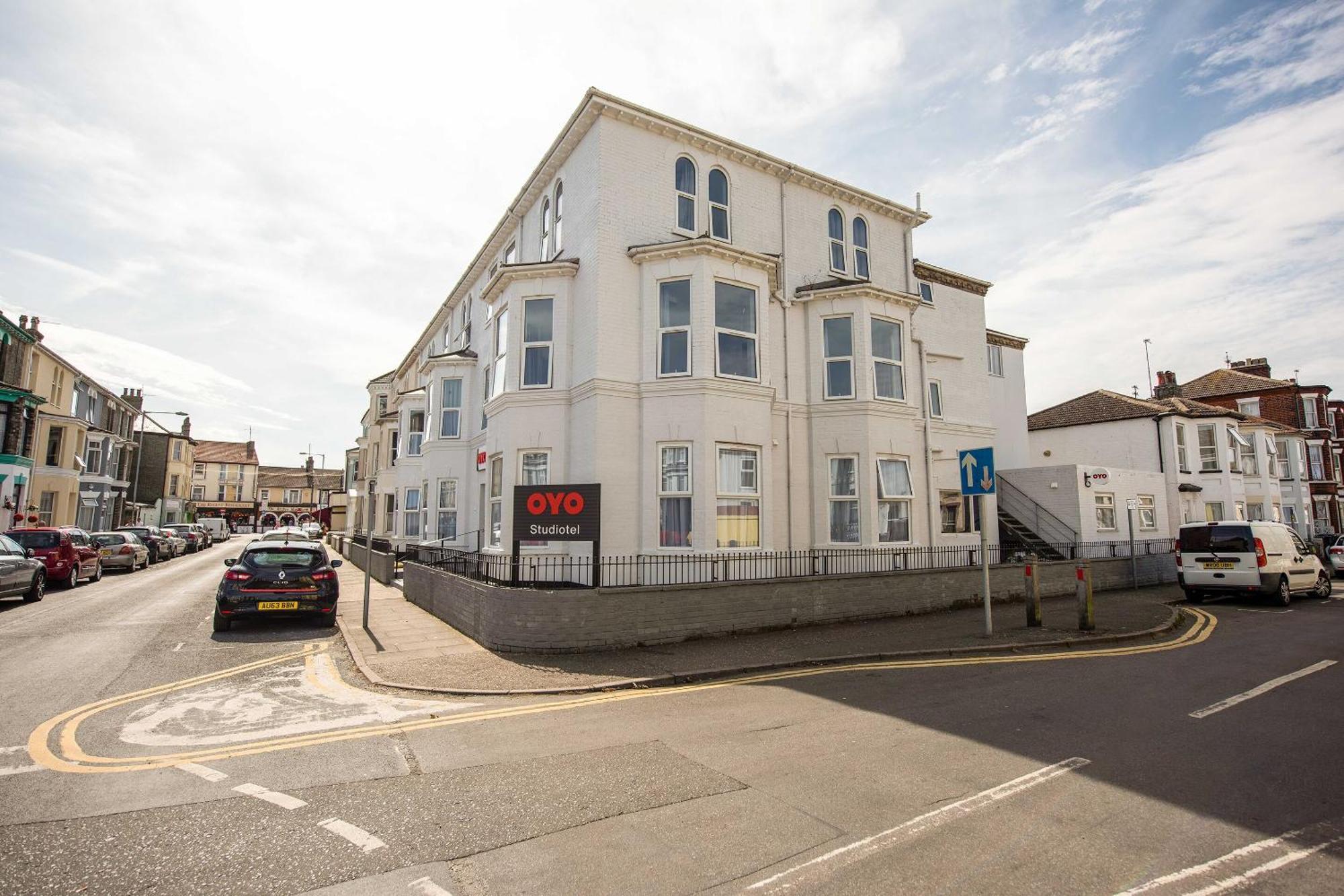 Oyo Studiotel Gy - Modern Hotel Apartments Great Yarmouth Exteriér fotografie